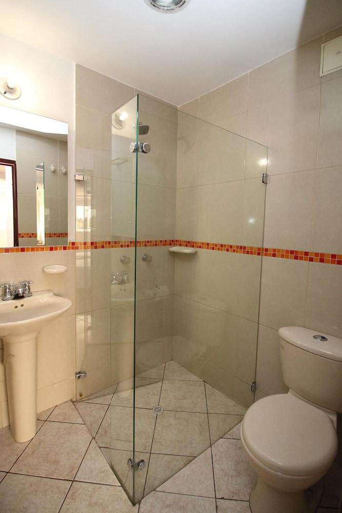 Hotel Casa Quinta Embajada Богота Экстерьер фото