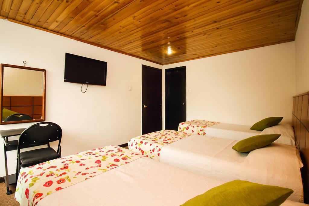 Hotel Casa Quinta Embajada Богота Экстерьер фото