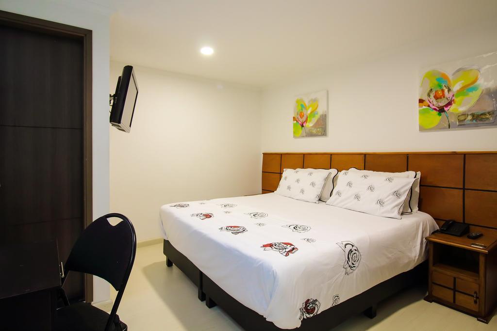Hotel Casa Quinta Embajada Богота Экстерьер фото